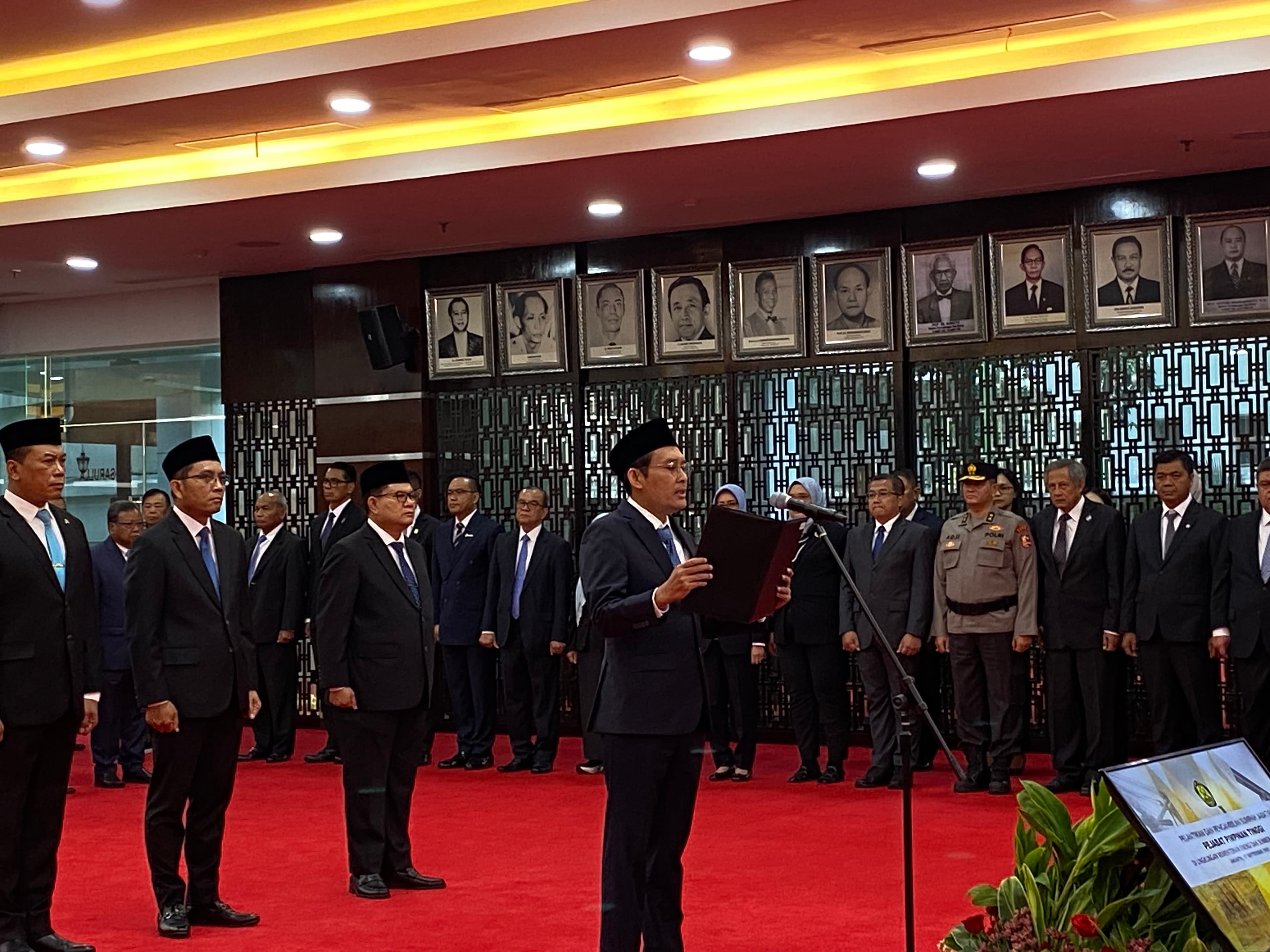 Bahlil Lantik Ahmad Erani Jadi Sekjen ESDM Gantikan Dadan Kusdiana