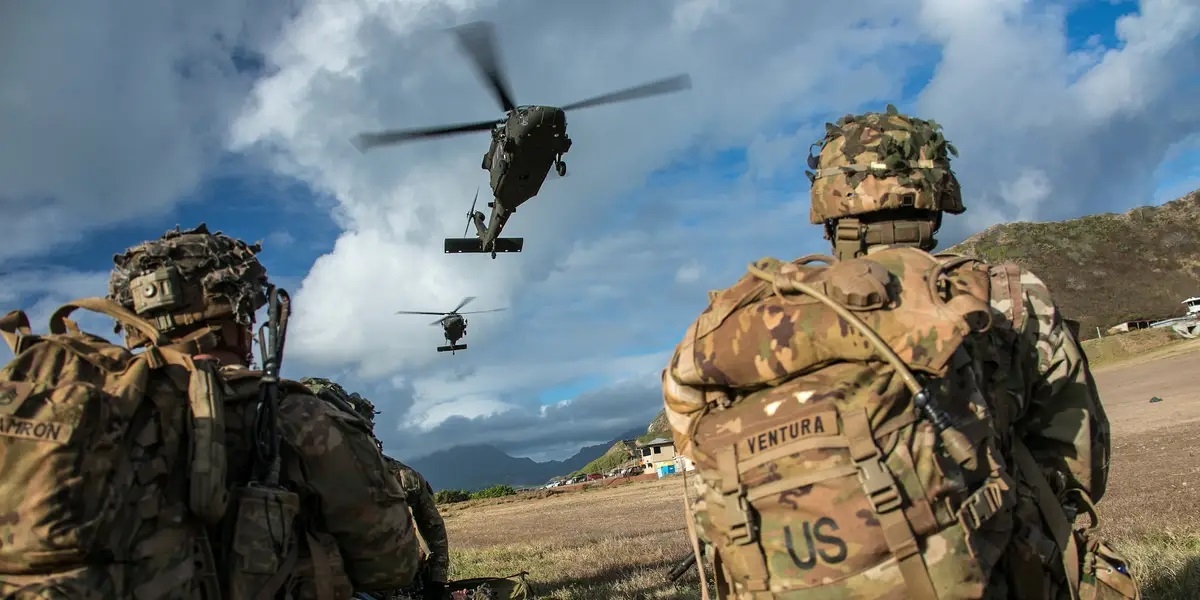 Dua Prajurit Polandia Meninggal dalam Latihan NATO di AS, Terkait Jatuhnya Black Hawk?