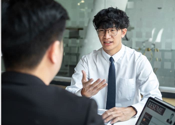 Apa yang Dimaksud dengan Wawancara? Ini Penjelasan Lengkapnya yang Mudah Dipahami