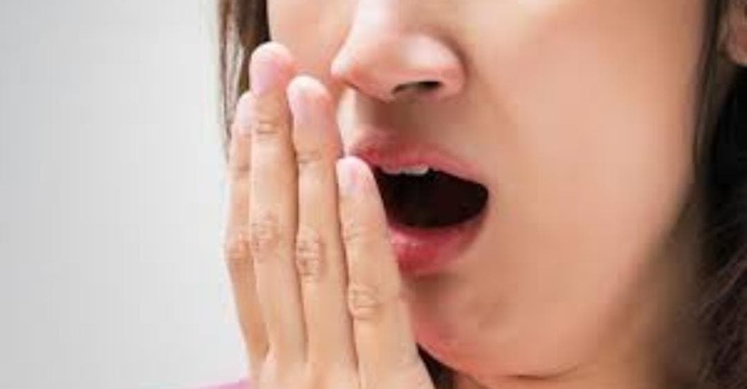Bau Mulut, Tanda Gangguan Asam Lambung?