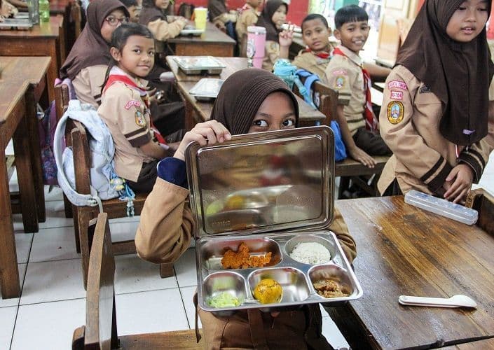 Dalam Hitungan Minggu, Mensesneg Jamin Setiap Dapur MBG Punya Sertifikat Laik Higiene Sanitasi