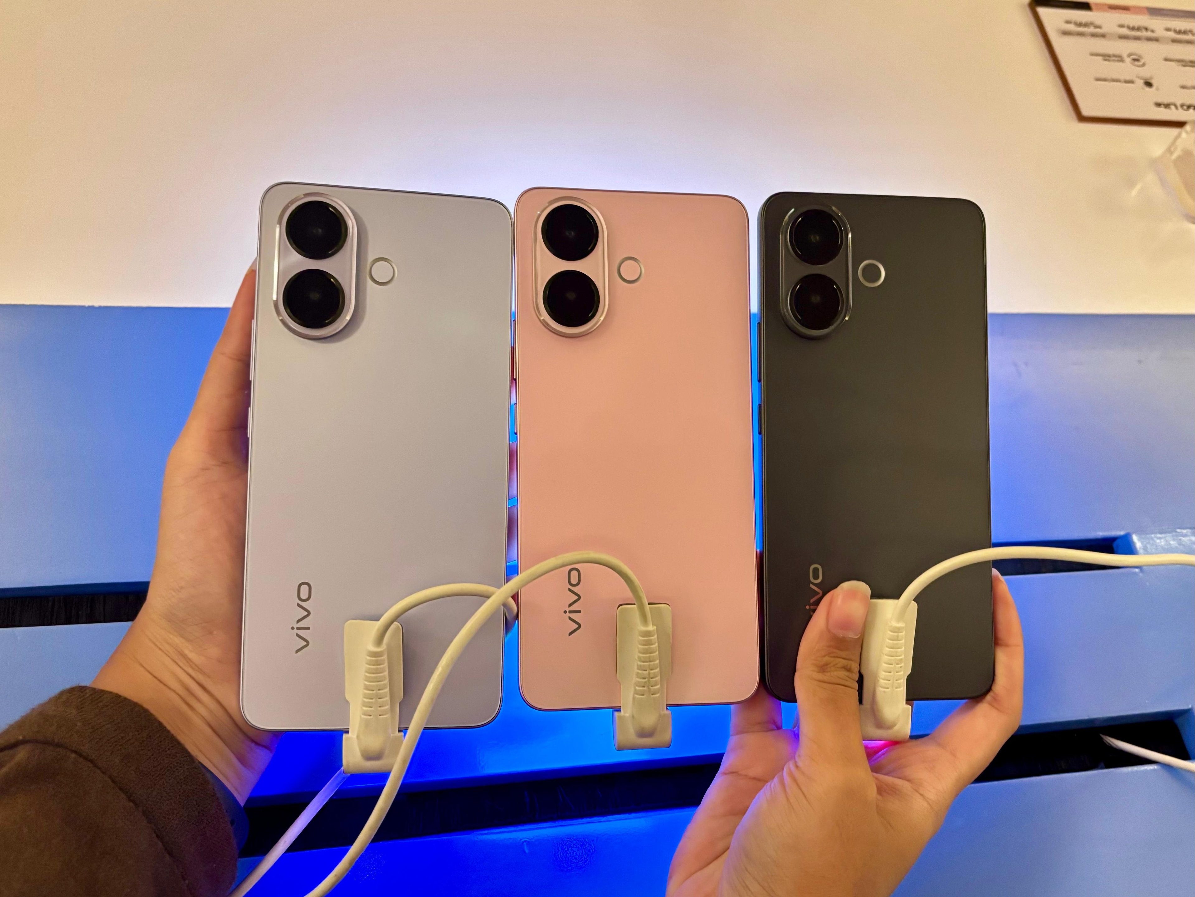 Vivo V60 Lite Resmi Hadir di Indonesia, Andalkan Baterai Besar dan Kamera 50MP