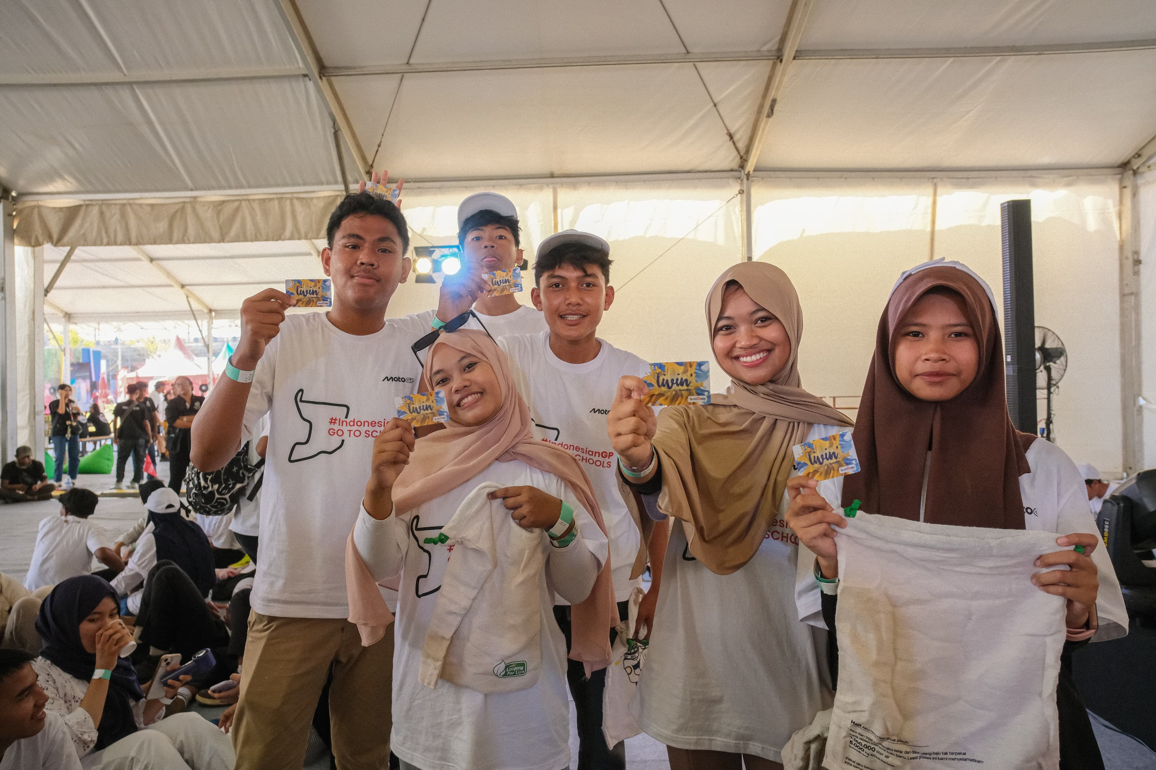 Mandiri Looping for Life Edukasi 1.000 Siswa Mandalika dan Perkuat UMKM di MotoGP 2025