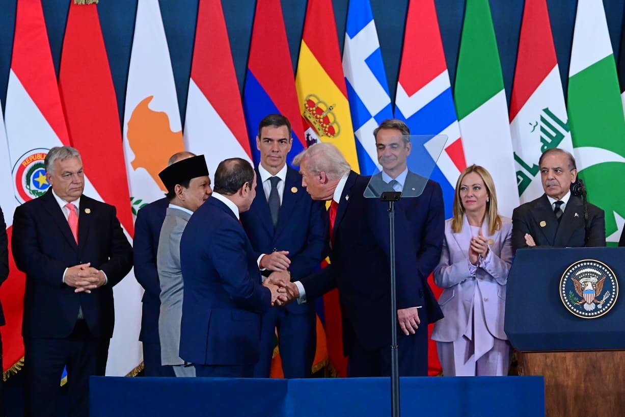 Donald Trump Puji Presiden Prabowo dalam KTT Perdamaian Gaza: Sosok Luar Biasa