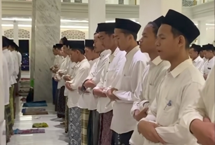 Pondok Pesantren Lirboyo Disorot Usai Kasus Trans7, Ini Deretan Tokoh Jebolannya