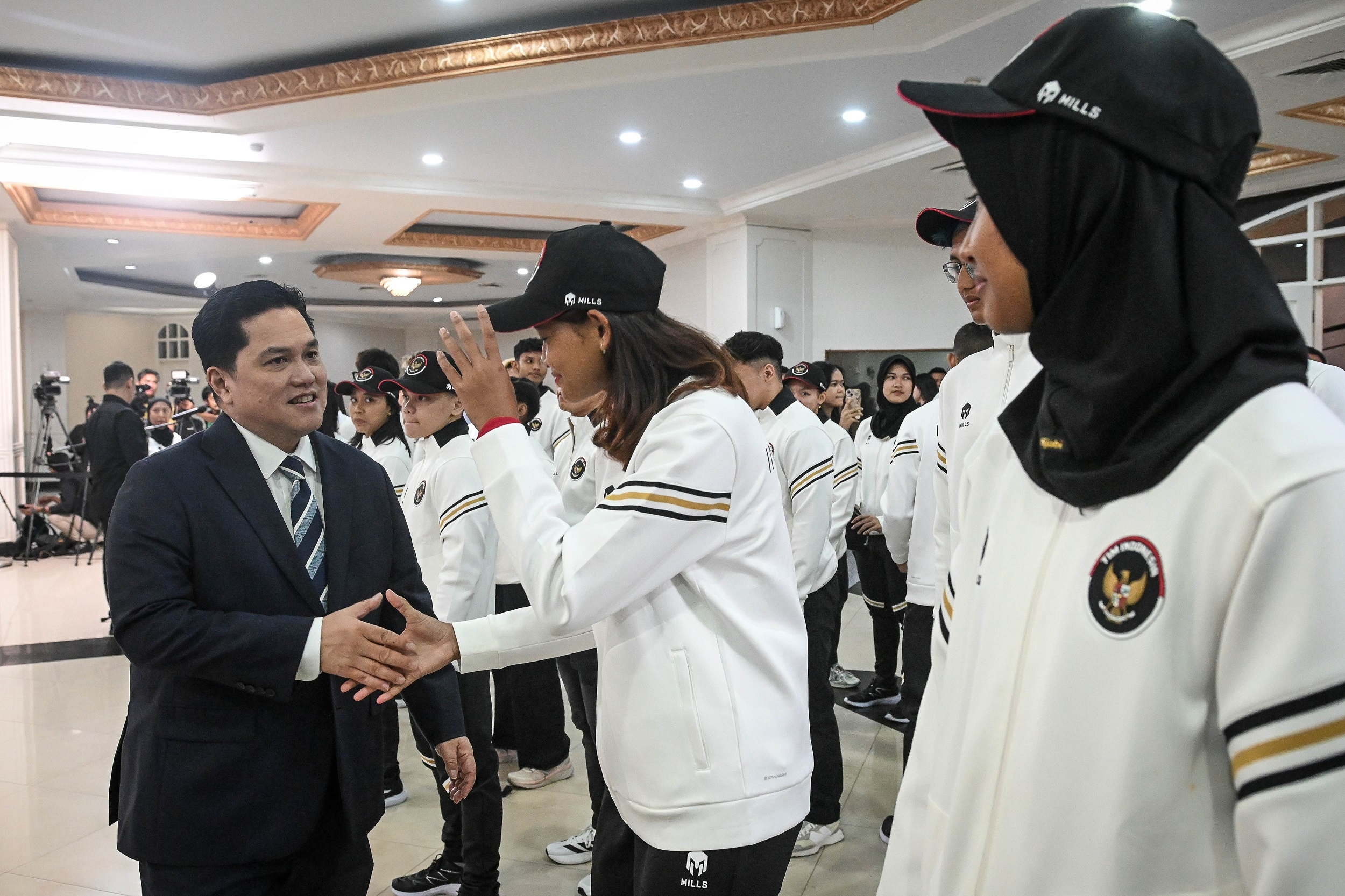 SEA Games: Erick Thohir Targetkan Minimal 82 Emas, Ogah Kirim Atlet 'Coba-Coba'