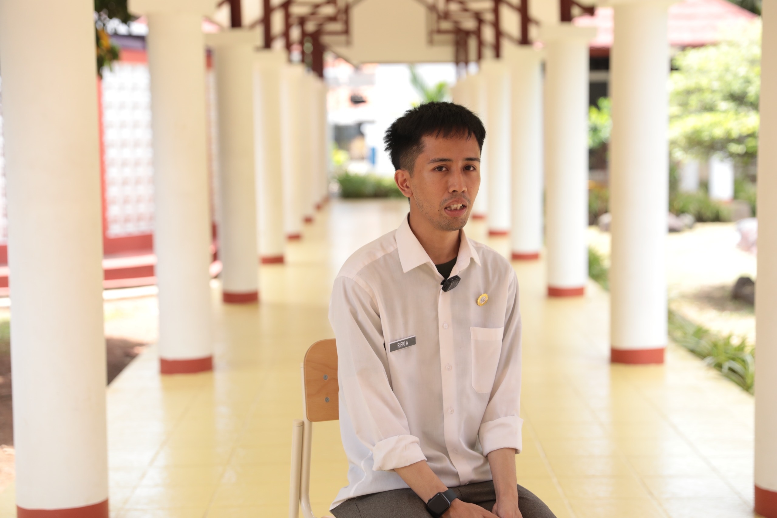 Guru Muda Lulusan Australia Mengajar di Sekolah Rakyat: Program Ini Tepat Sasaran