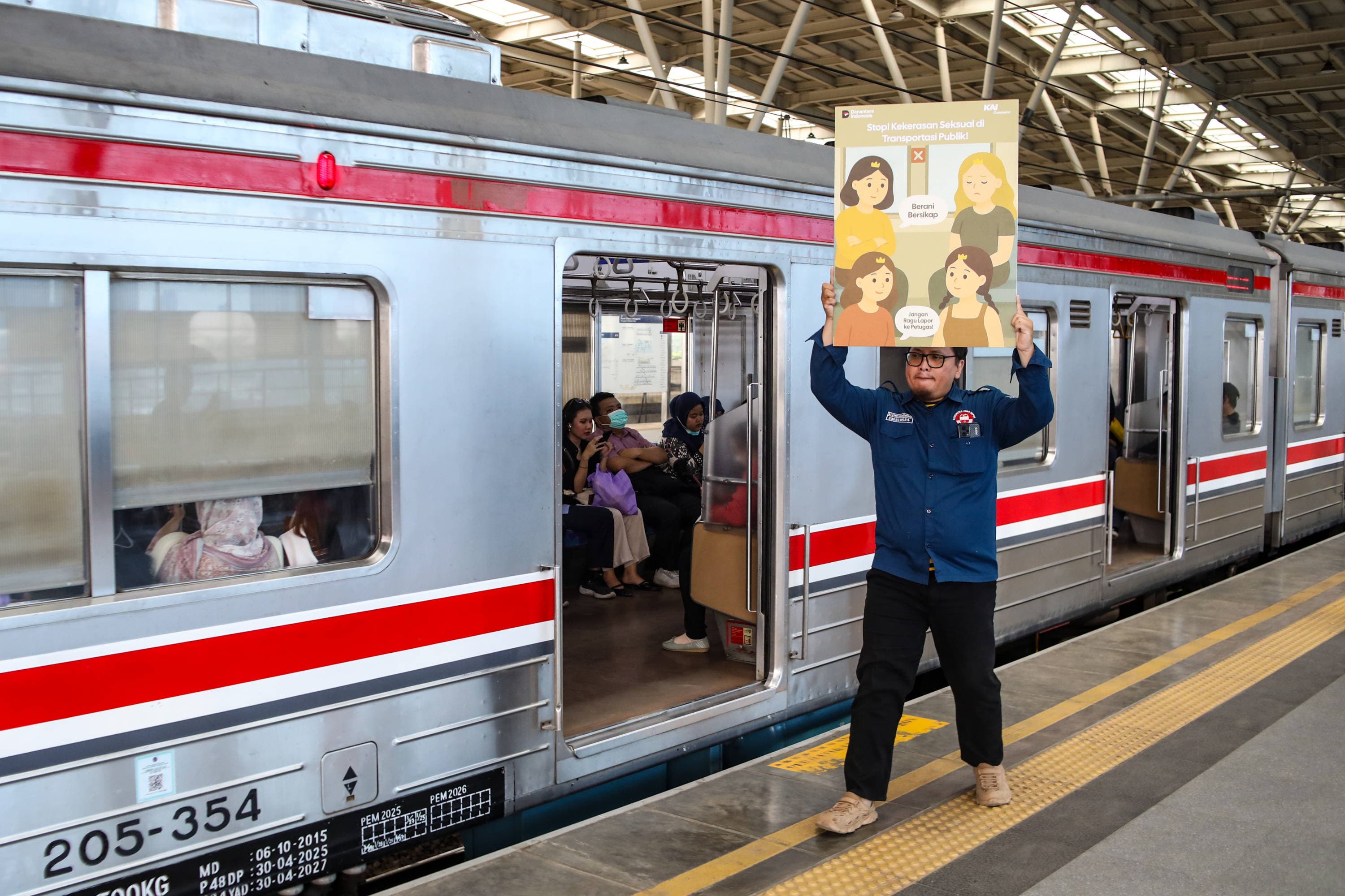 KAI Commuter Pastikan Layanan Optimal Jelang Libur Nataru 2026