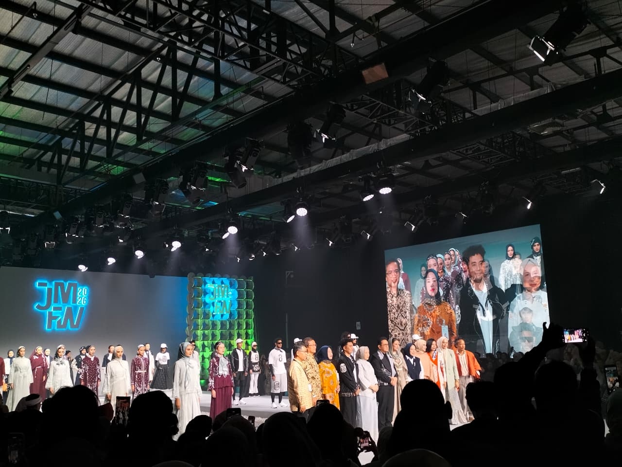 Buka Gelaran Jakarta Muslim Fashion Week 2026, Budi Santoso Dorong UMKM Kuasai Pasar Dalam Negeri