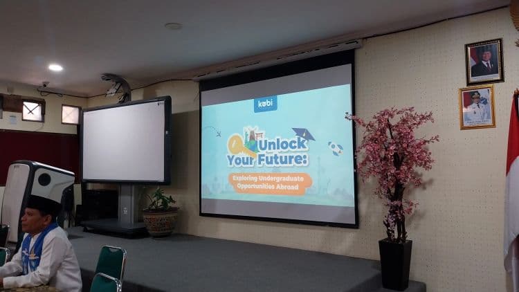 Kobi Education Gelar Seminar Study Abroad: Strategi Jitu Kuliah di Kampus Luar Negeri Impian