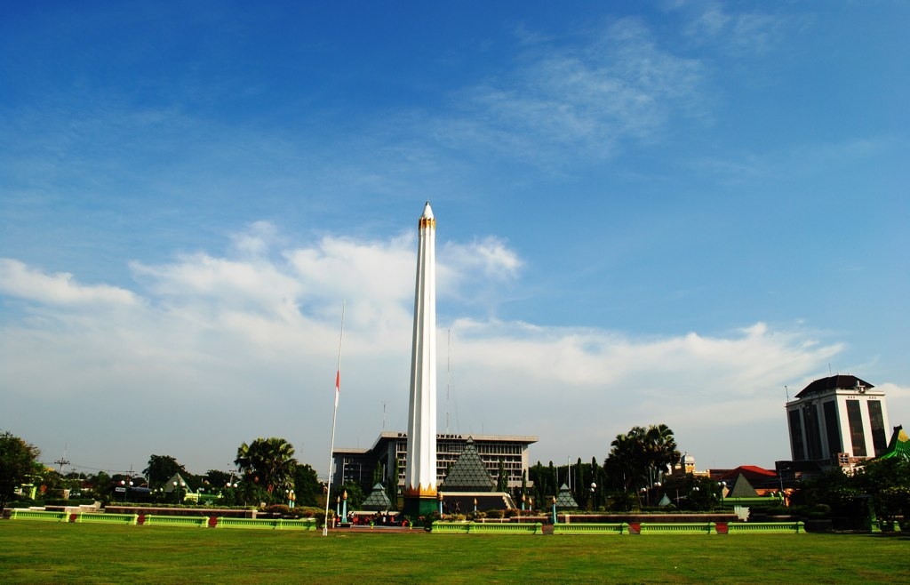 Tugu Pahlawan Surabaya: Monumen Bersejarah yang Dibangun untuk Mengenang Pertempuran 10 November 1945