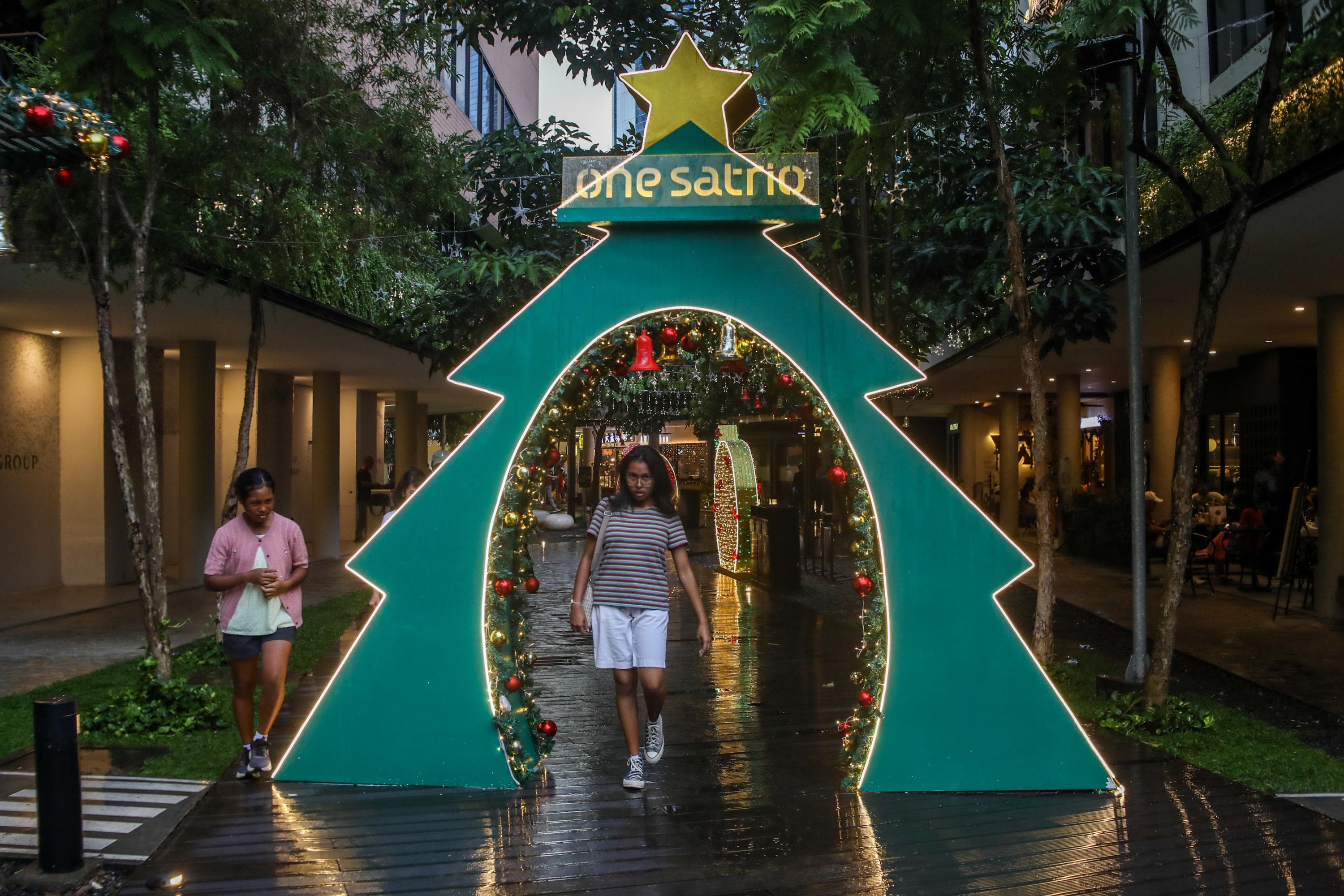 Bolehkah Orang Islam Mengucapkan Selamat Natal? Ini Penjelasan Lengkap dari Berbagai Pandangan Ulama