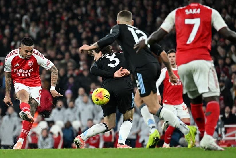 Hasil Liga Inggris: Arsenal Jebol Aston Villa 4 Gol, MU dan Chelsea Imbang