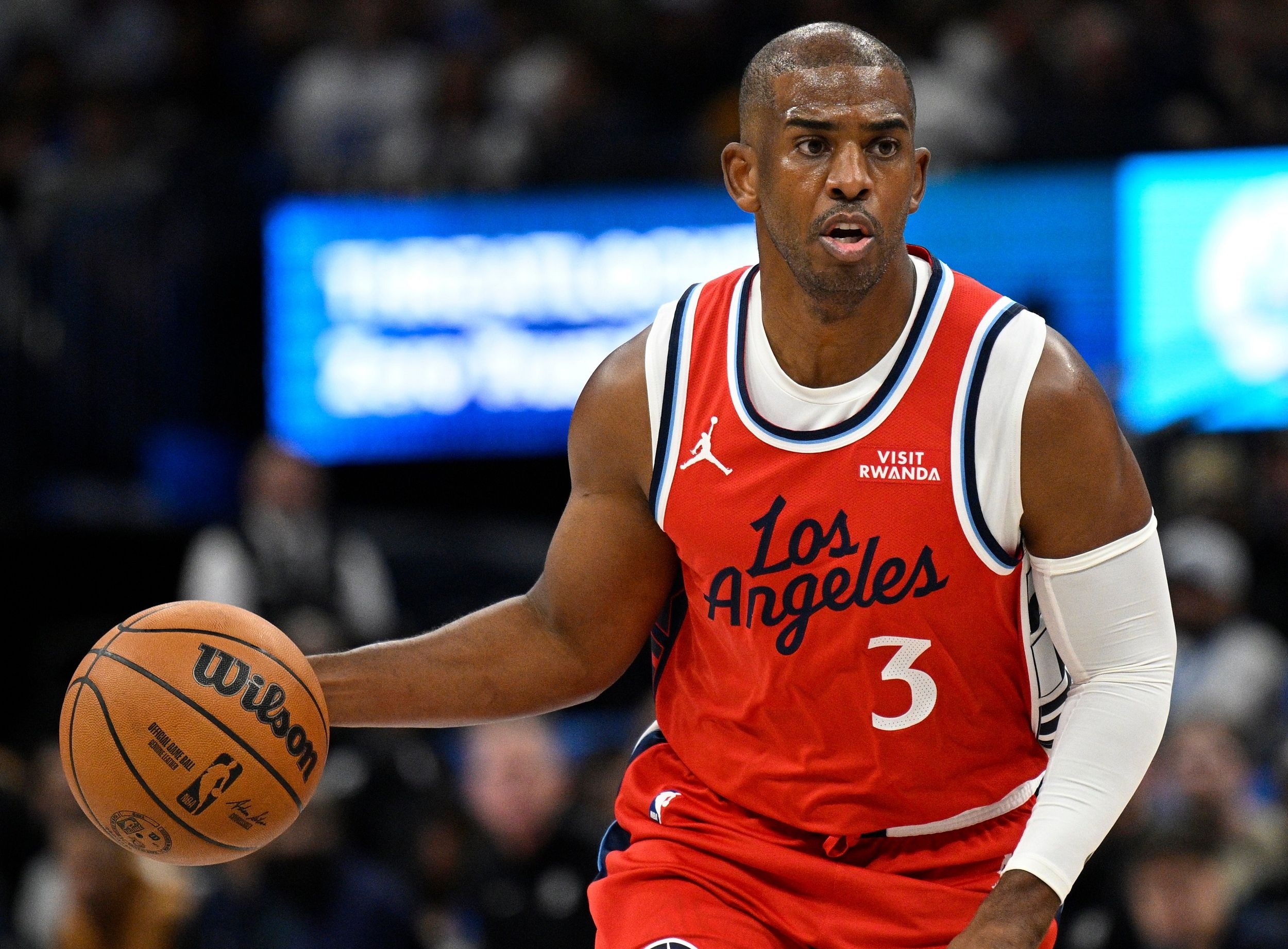 'Point God' Pamit, Chris Paul Resmi Umumkan Pensiun Setelah 21 Musim di NBA