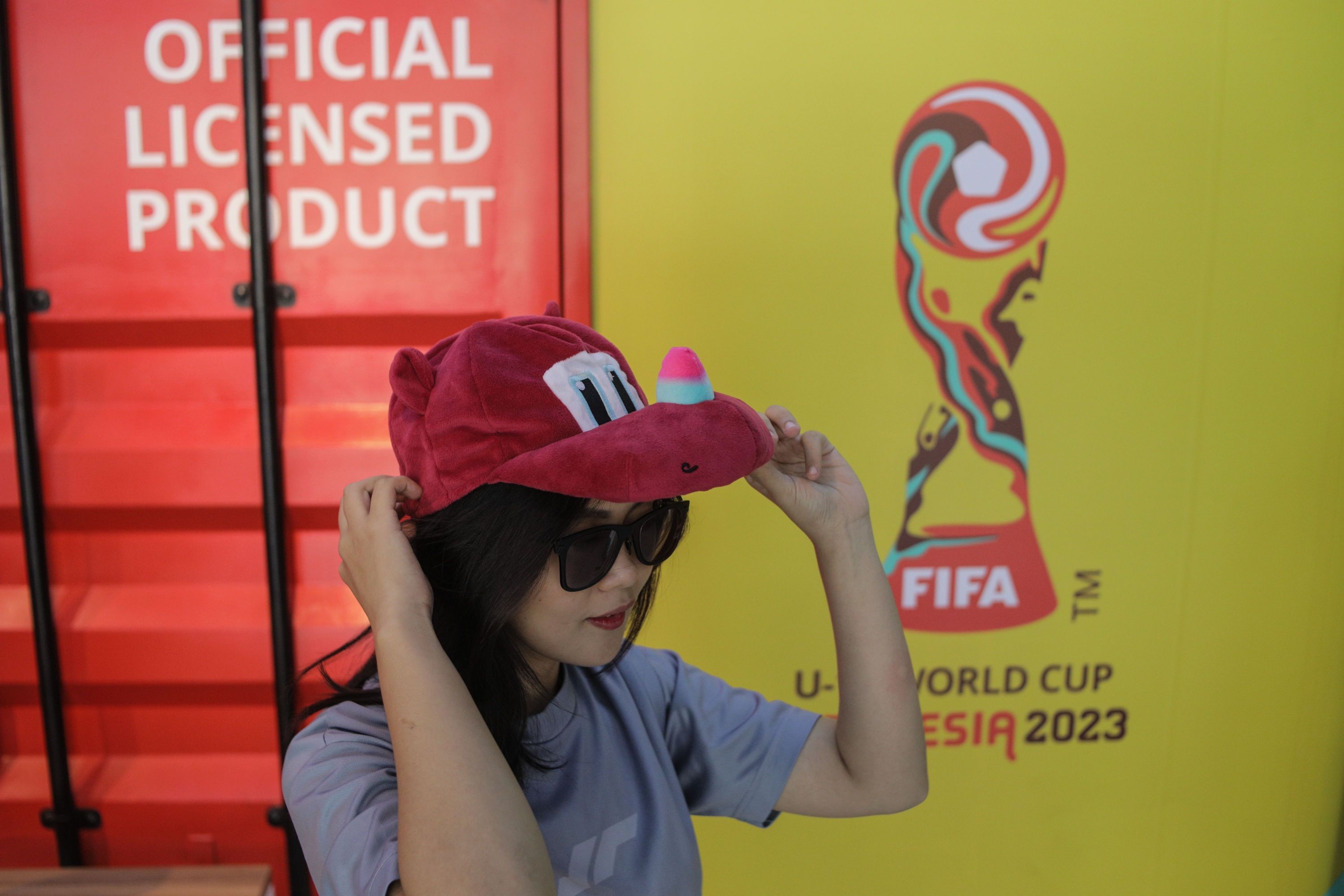 Cara Menghilangkan Noda Keringat di Topi Tanpa Merusak Bentuk