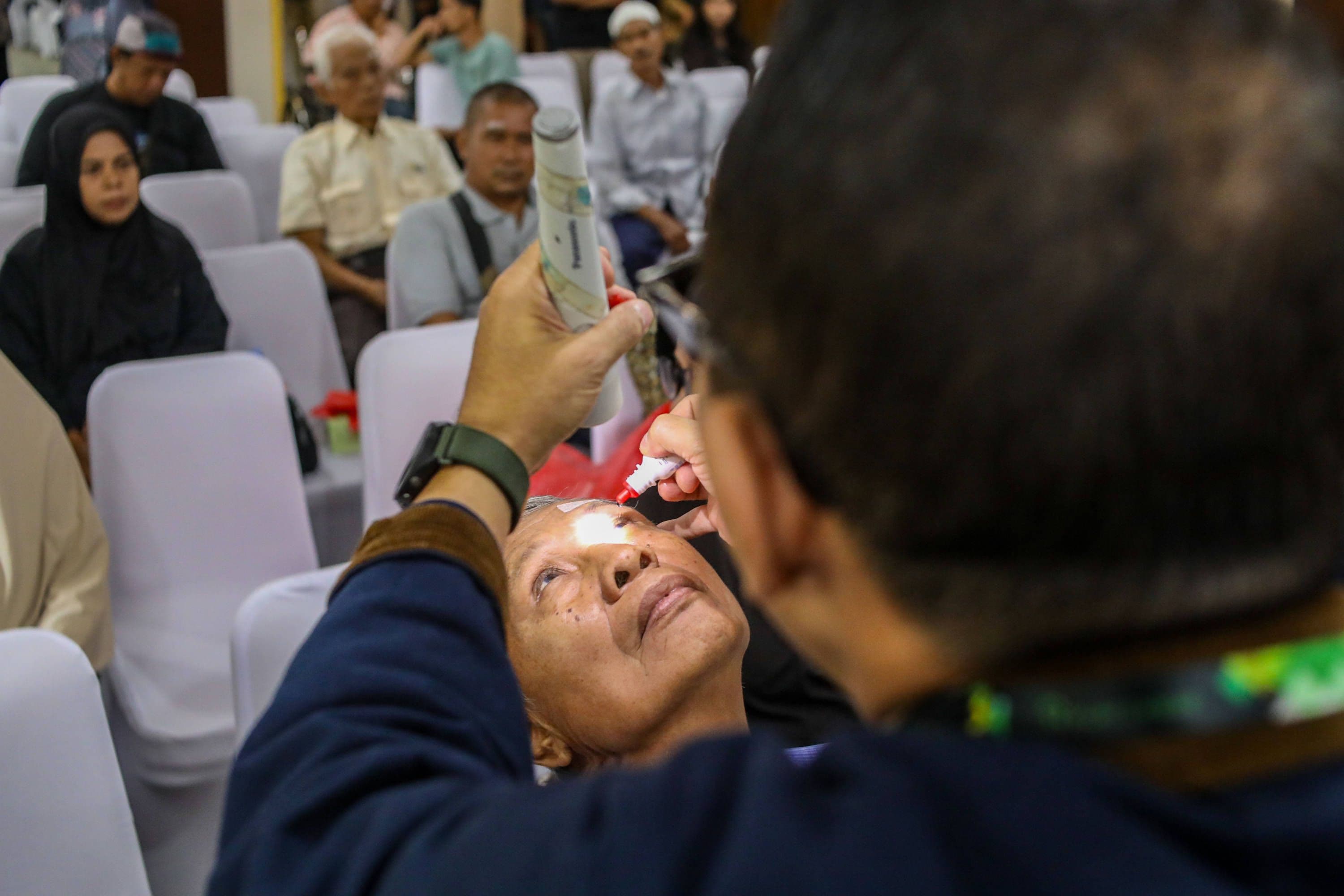 Mata Perih Saat Bangun Tidur, Ini yang Sebenarnya Terjadi