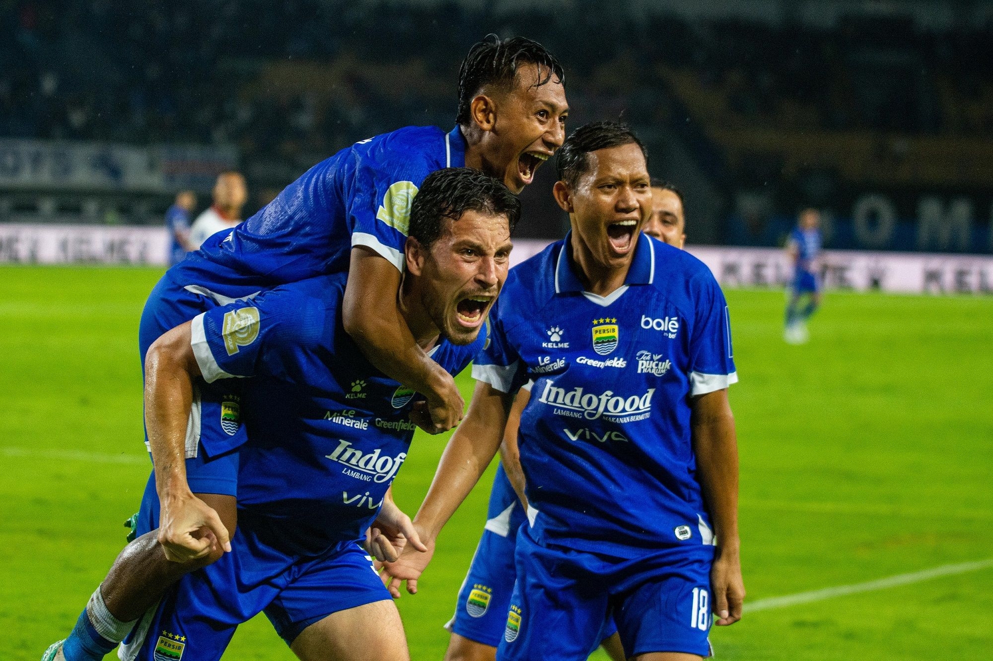 Persib vs Malut United: Maung Bandung Balas Kekalahan, Kokoh di Puncak Klasemen