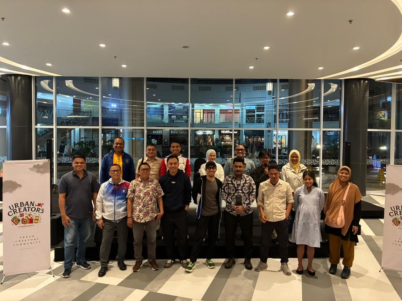 Talkshow Road to ICCS 2026 Soroti Pentingnya Spesialisasi dan Identitas Kreator