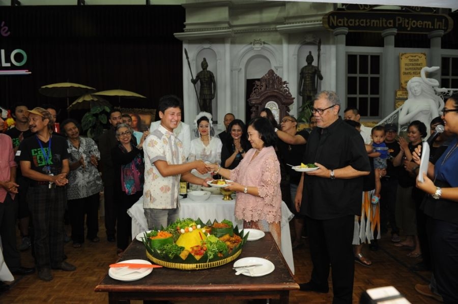 Teater Koma Pentaskan Kembali Opera Ikan Asin di HUT ke-40