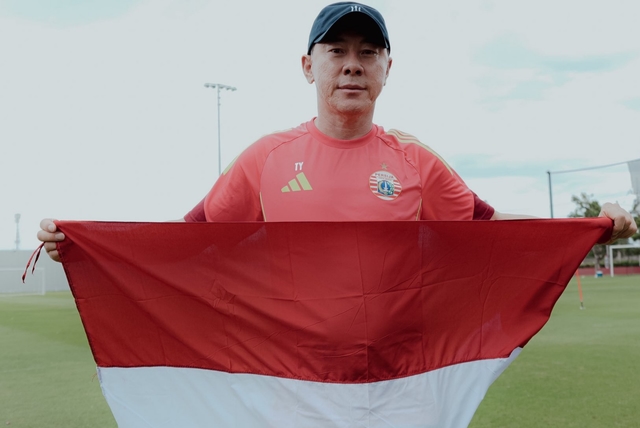 Java United Shin Tae-yong Diteriaki Dirtek Java United, Persija: Ini Rumahmu, Coach!